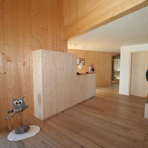 Betriebsgebäude mit Dienstwohnung in Jenesien
