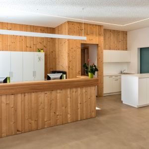 Betriebsgebäude mit Dienstwohnung in Jenesien